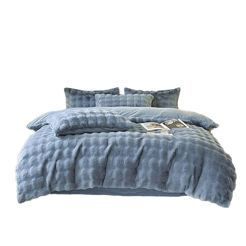 Cama de terciopelo de cuatro piezas 2025 nuevo invierno leche coral funda de edredón sábana traje de tres piezas ropa de cama individual