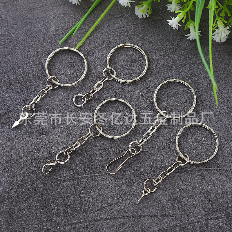 卸売り現物金属キーホルダーとチェーン25mm花輪4節フラットチェーンキーリングペンダント|undefined