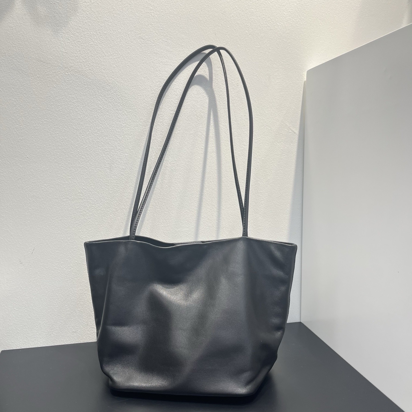 Large Capacity Matte Cowhide Tote Bag, Vintage Red Suede Shoulder Bag, Underarm Bucket Bag For Women