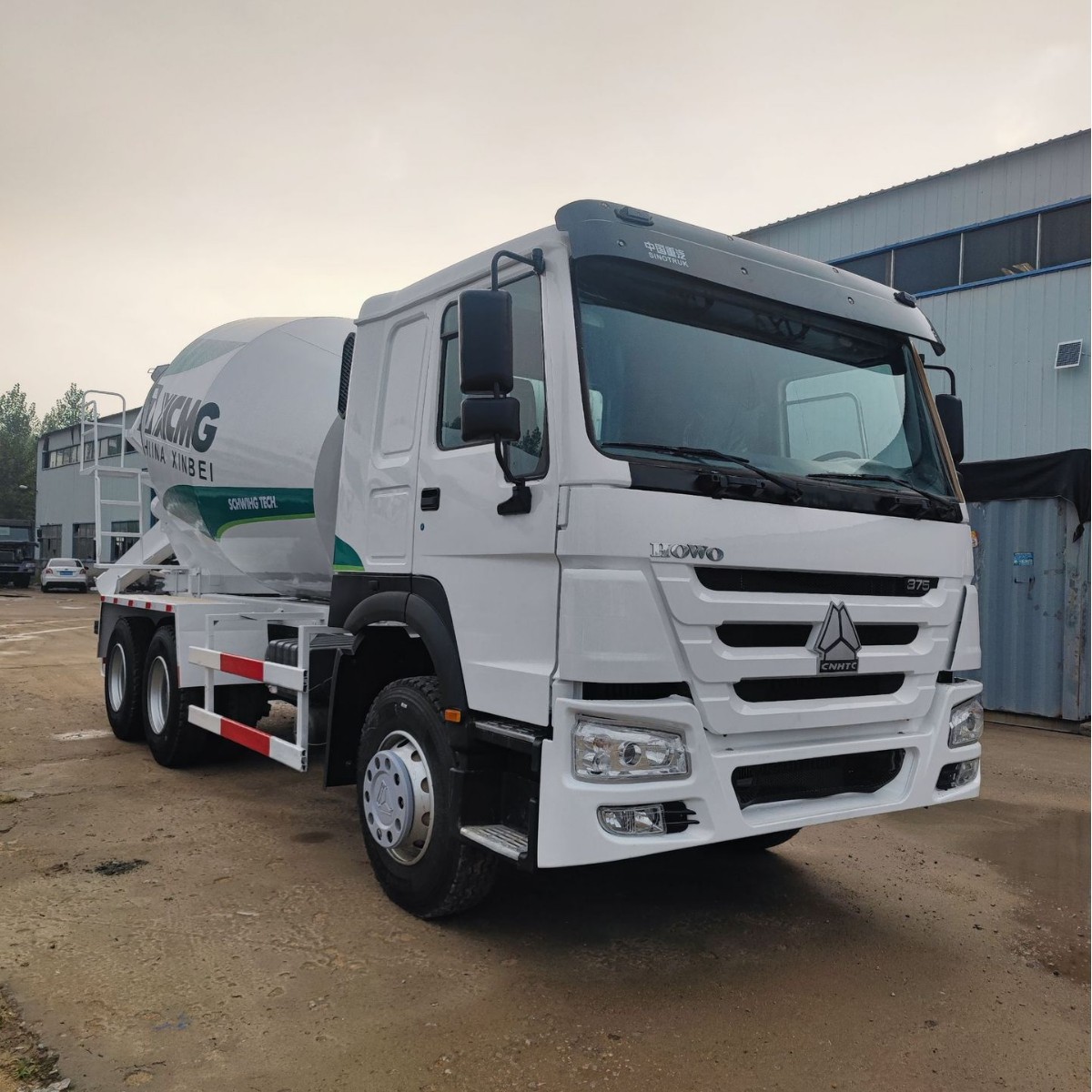 Used Dump Truck for Export, Shaanxi Automobile Delong F3000 6X4 Rear Eight-Wheel Dump Truck with Weichai Engine