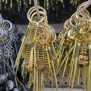 Alloy ear pick suit pendant two yuan store three yuan store supply