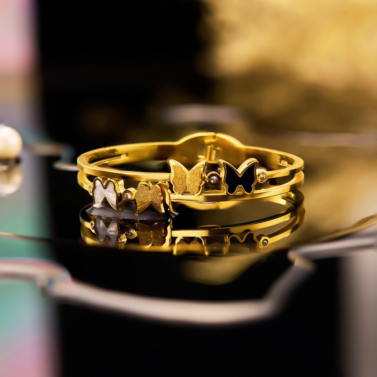 Yunyao estilo coreano de acero de titanio pulsera de mariposa abierta pulsera de resorte abierta no decoloración joyería image 1
