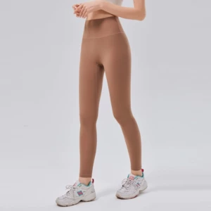 Women's 9-in. Yoga Fitness Pants with 81% Polyester and 19% Spandex for Running, Exercise, Fitness, Gymnastics and Dance