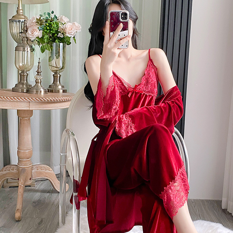 Sexy Pajamas for Women in Autumn and Winter Gold Velvet Suspender Nightgown Pure Lust Temptation Elegant Women's Pajamas Bathrobe Lace Set