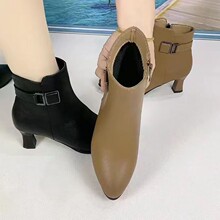�ﶬ���^�ӽq�߸��ָ��r�bŮ��ѥ��ѥ��朆�ЬƤЬ�������p��