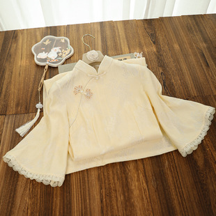 Qiaoniang fish beige lace inverted big sleeve cheongsam 2022 autumn new improved retro Republic of China style elegant