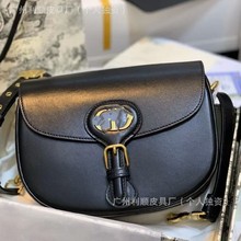 广州高版外贸D家bobby老花新月包马鞍真皮女包腋下翻盖单肩斜挎包