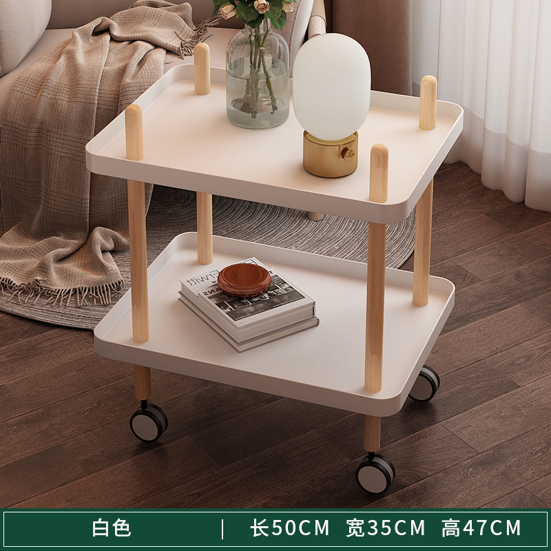 Mini dormitorio de estilo pequeño, cabecera de cama, mesa redonda, balcón, sofá, algunos hogares, simple sala de estar, mesa de té