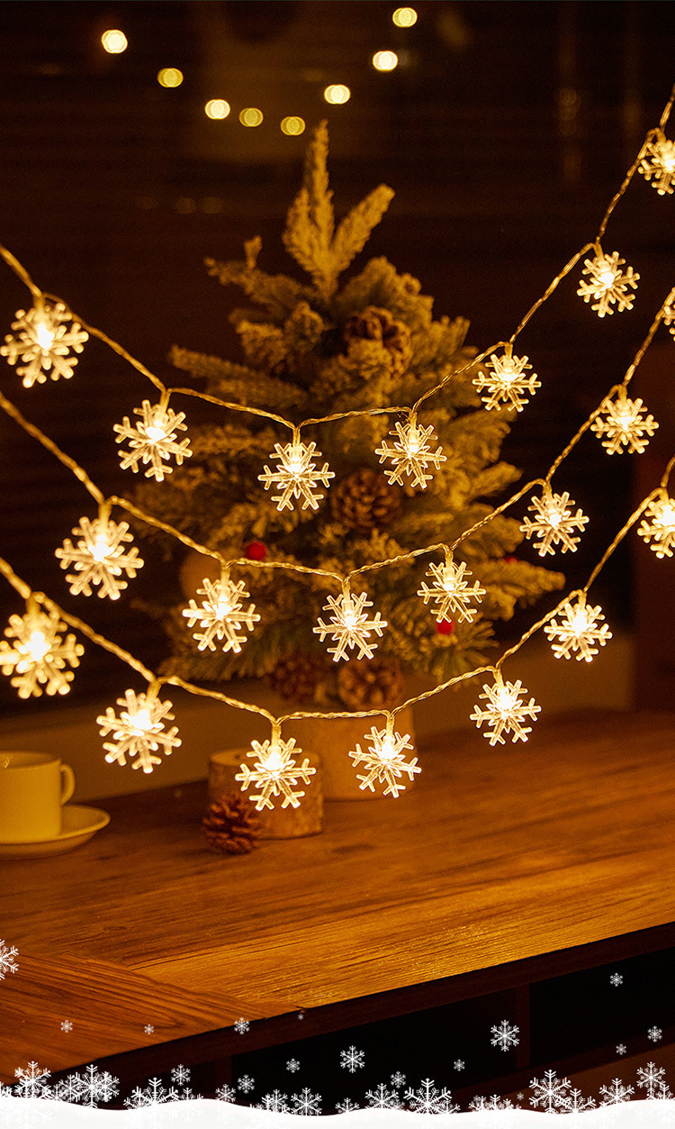 1 Piece Quantity Christmas Cute Romantic Snowflake Plastic Christmas Family Gathering Party String Lights