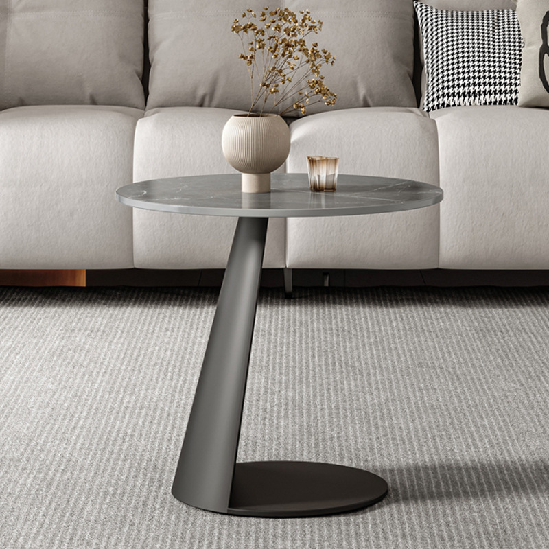 Sofá de sala de estar, mesa lateral pequeña, lujo ligero, losa de roca simple moderna, sensación de alta gama, mesa de centro minimalista, mesa redonda, mesa auxiliar creativa junto a la cama