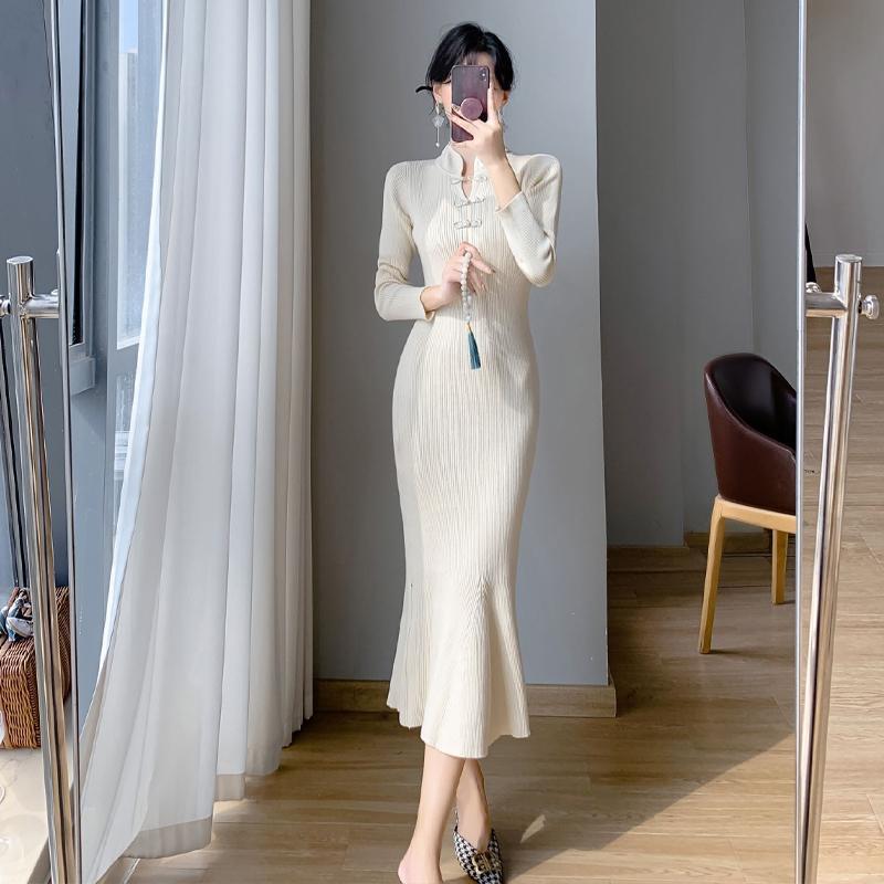 New Style Fishtail Skirt with Hip-Covering Autumn and Winter Buckle Chinese Style Inner Long Skirt to Show the Figure, Improved Cheongsam Dress as Base