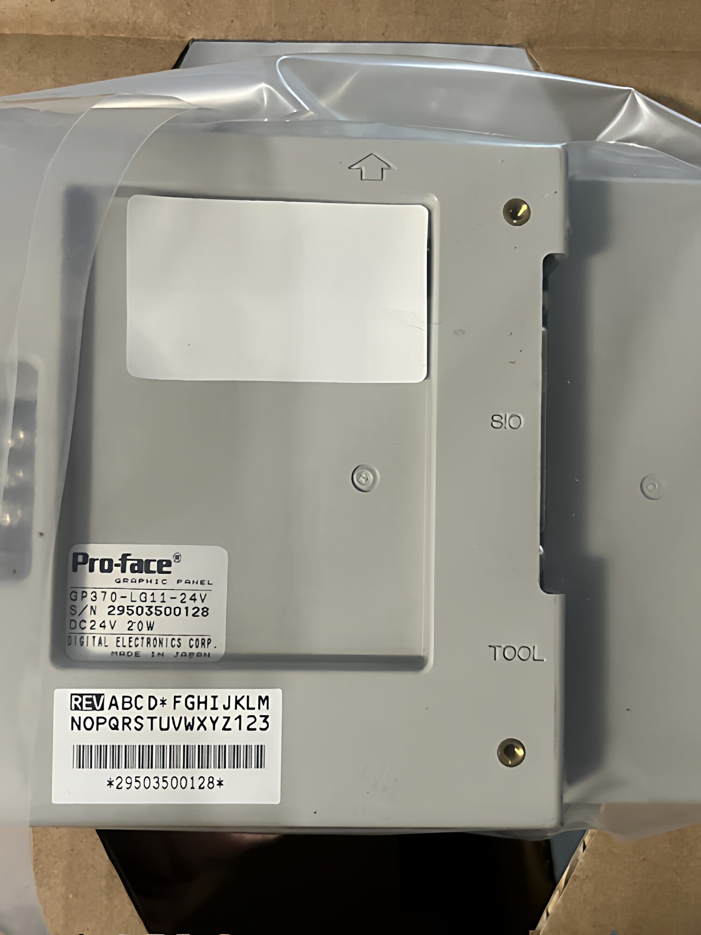 Brand new Proface GP270/GP370-LG11/SC11/GP377/GP377R-LG41/SC41-24V 3