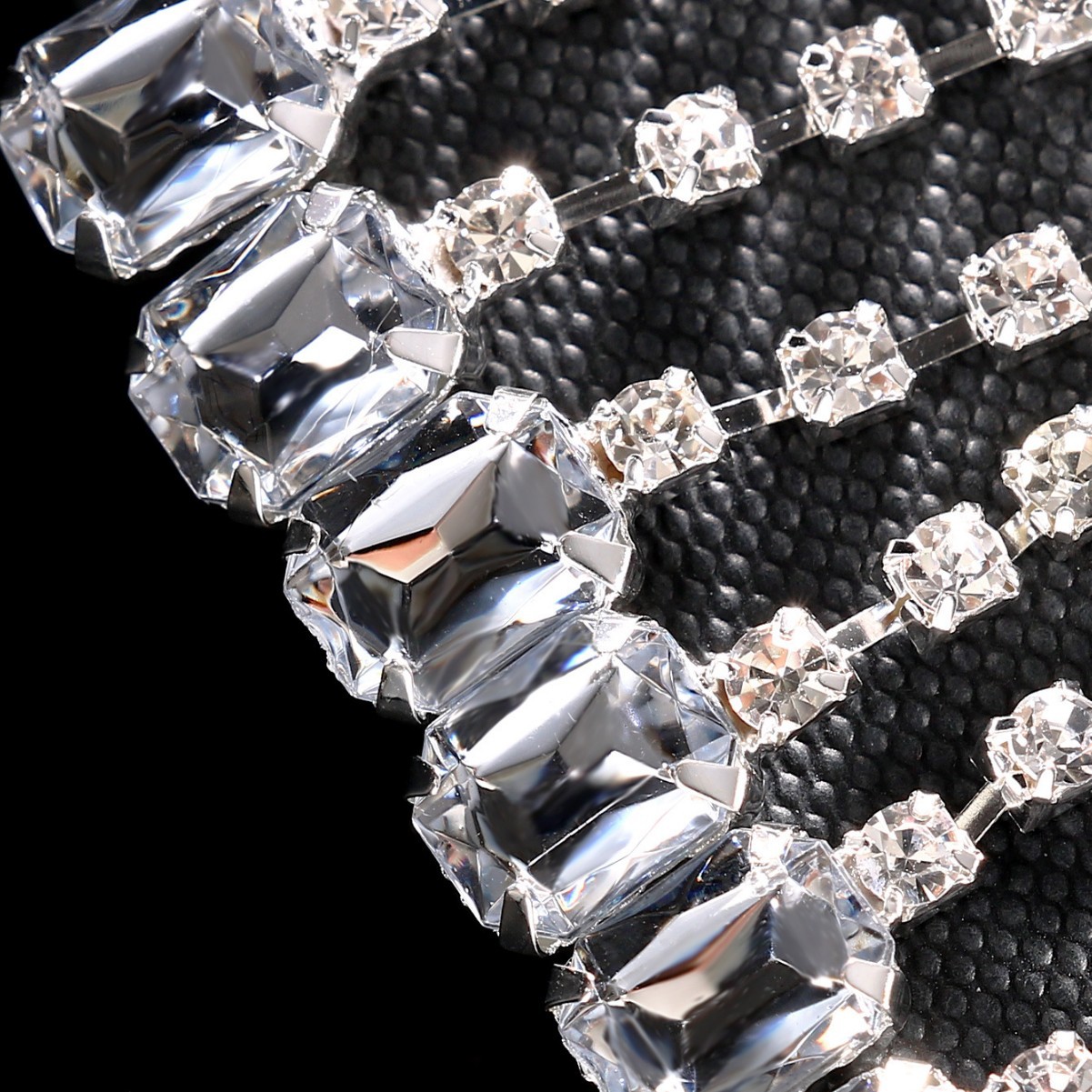 Europa y América industria pesada de diamante mariposa cabello de diamante de diamante de corte lateral clip de moda cabeza de viaje