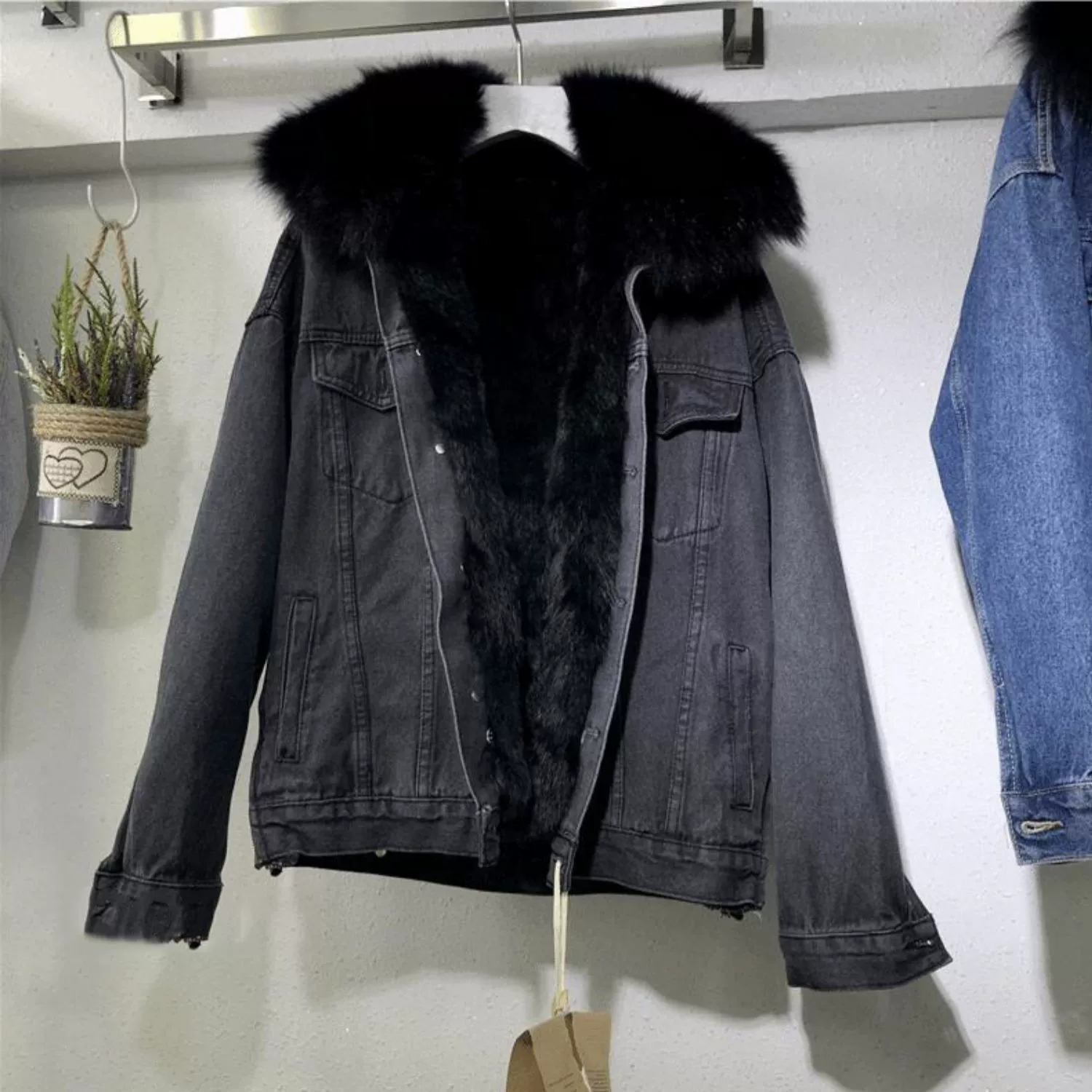 Denim short down jacket, oversize, warm padded coat with fur collar, summer style