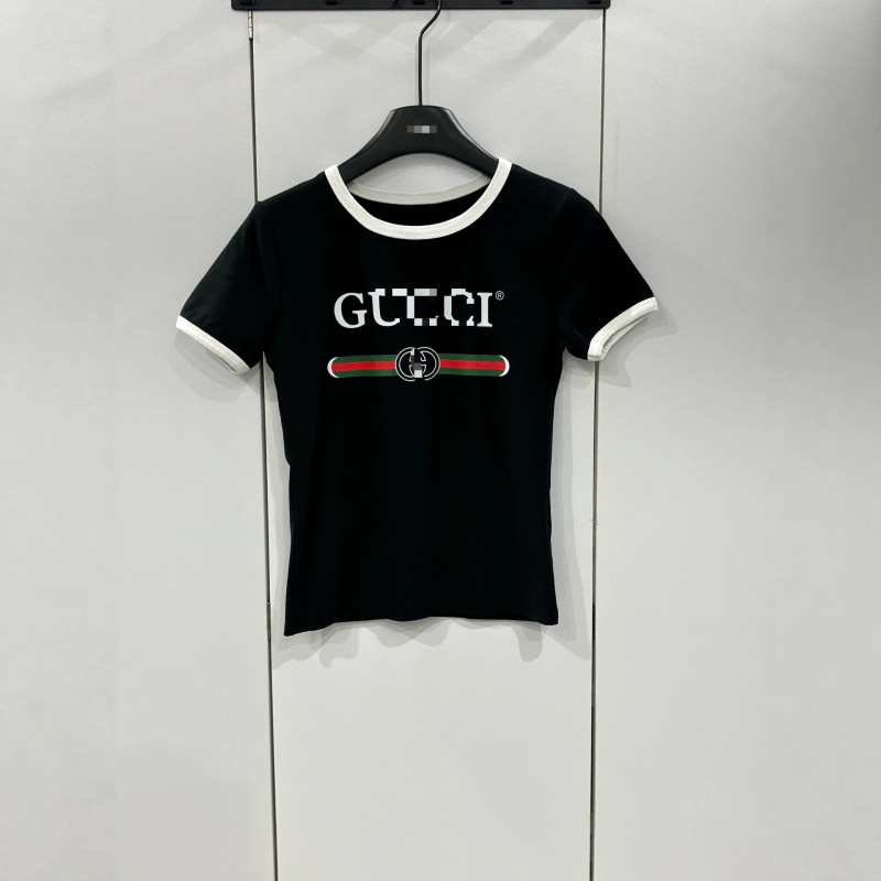 Nanyou high-end version G brand 26 new model red and green striped two-tone printed letter patchwork short-sleeve T-shirt Nanyou high-end version G brand 26 new model red and green striped two-tone printed letter patchwork short-sleeve T-shirt