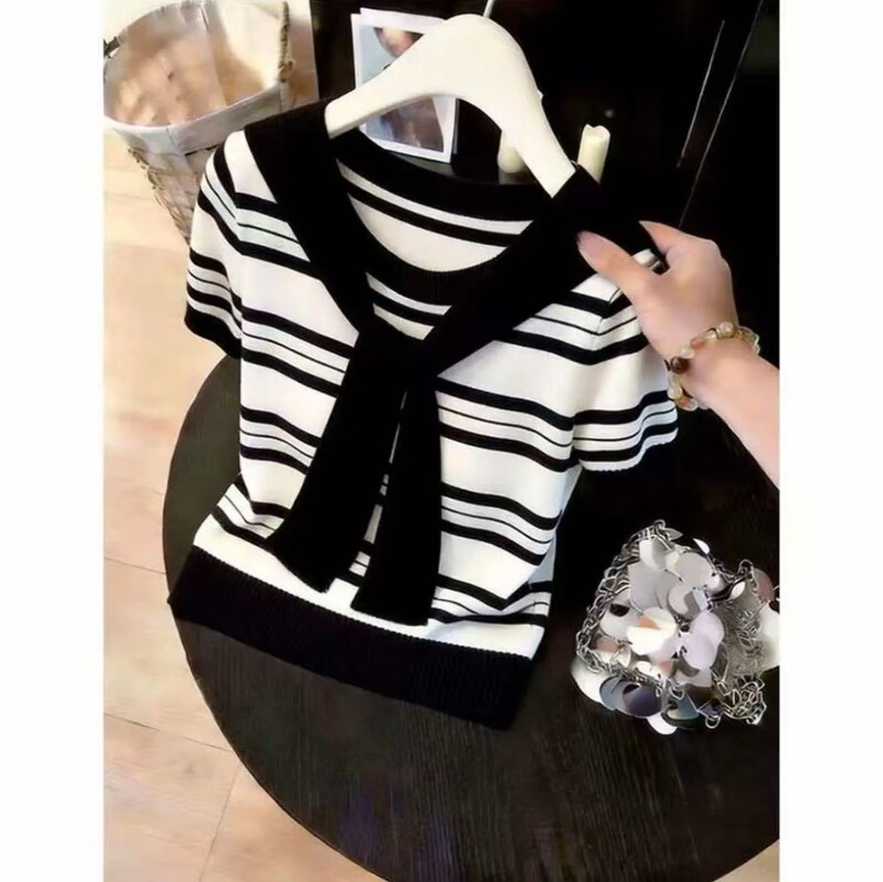 Blue navy collar short-sleeve striped knit top for women, new summer style, slimming and age-reducing, versatile T-shirt Blue navy collar short-sleeve striped knit top for women, new summer style, slimming and age-reducing, versatile T-shirt