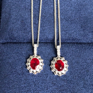 Imperial Princess Diamond Jewelry 18K Gold Set Ruby Necklace Women's 50 Points Gem Pendant Clavicle Chain Color Treasure Pendant