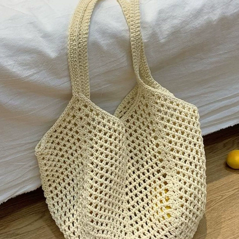Beach capacious woven one-shoulder bag for leisure, beach style
