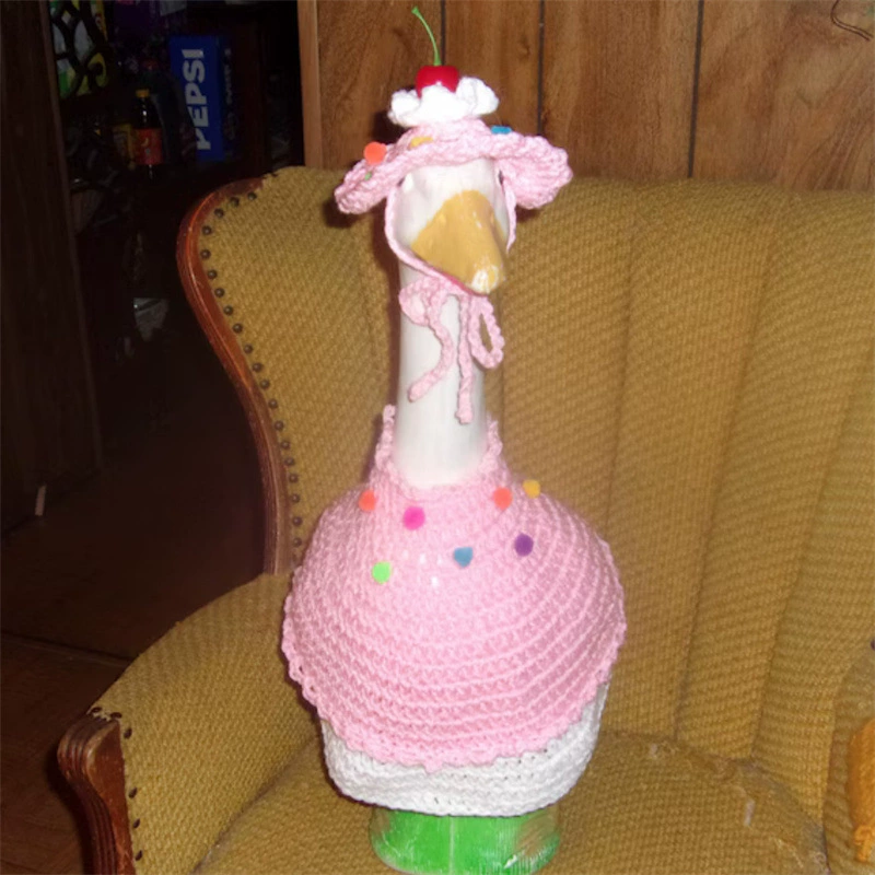 Новый популярный кросс-бордерный комплект одежды для питомцев: вязаная крючком шапка и костюм в стиле американского гуся для праздничной атмосферы