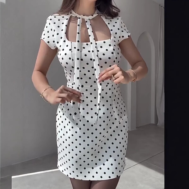 Cross-Border Women's Clothing, Elegant and Fashionable Summer New Style French Polka Dot Tie-Neck Slim-Fitting Short Dress Cross-Border Women's Clothing, Elegant and Fashionable Summer New Style French Polka Dot Tie-Neck Slim-Fitting Short Dress
