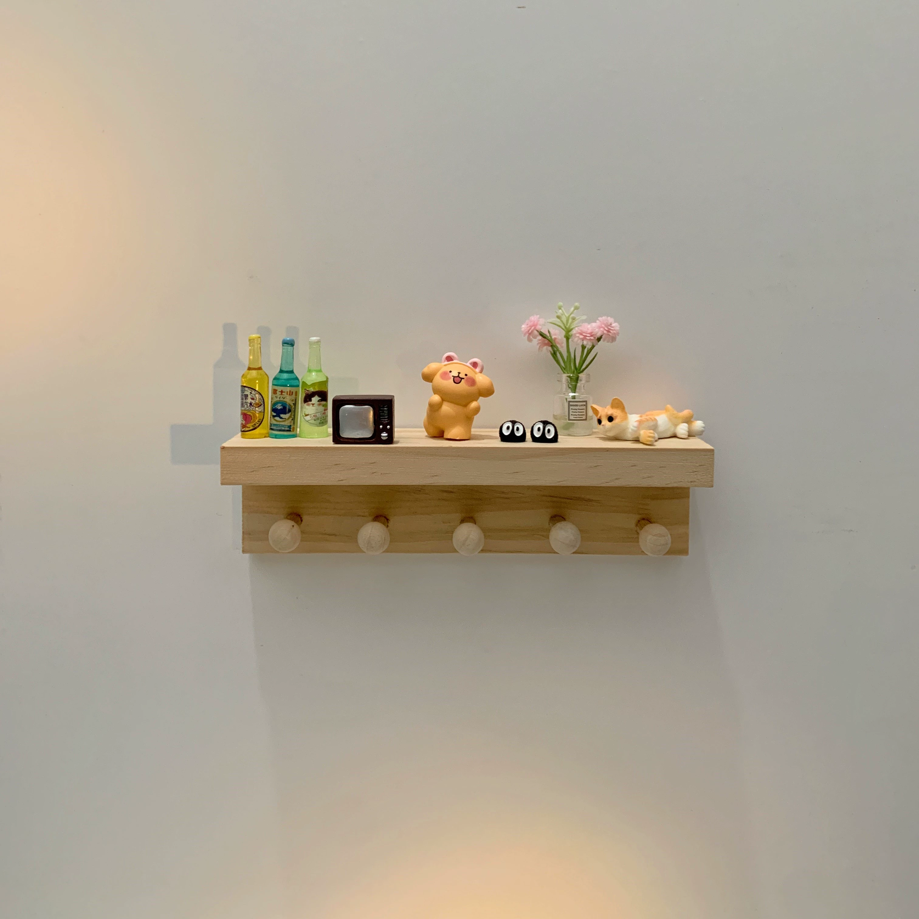 Creative entrance porch hook, key hook, solid wood wall-mounted storage rack, modern simple ornaments decoration