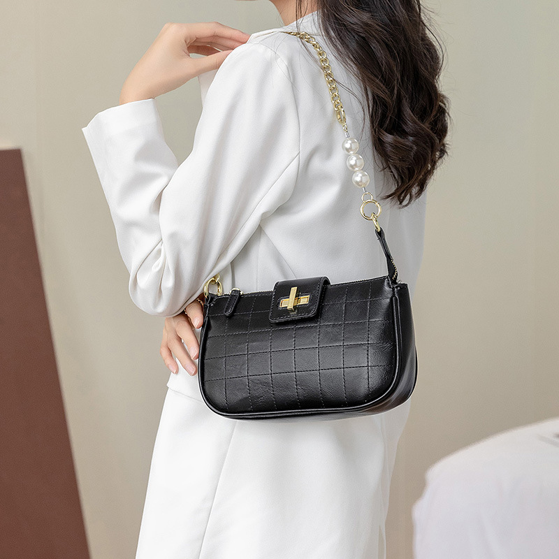 white simple romantic holiday trend solid color lock retractable square bag NHJYX521237picture2