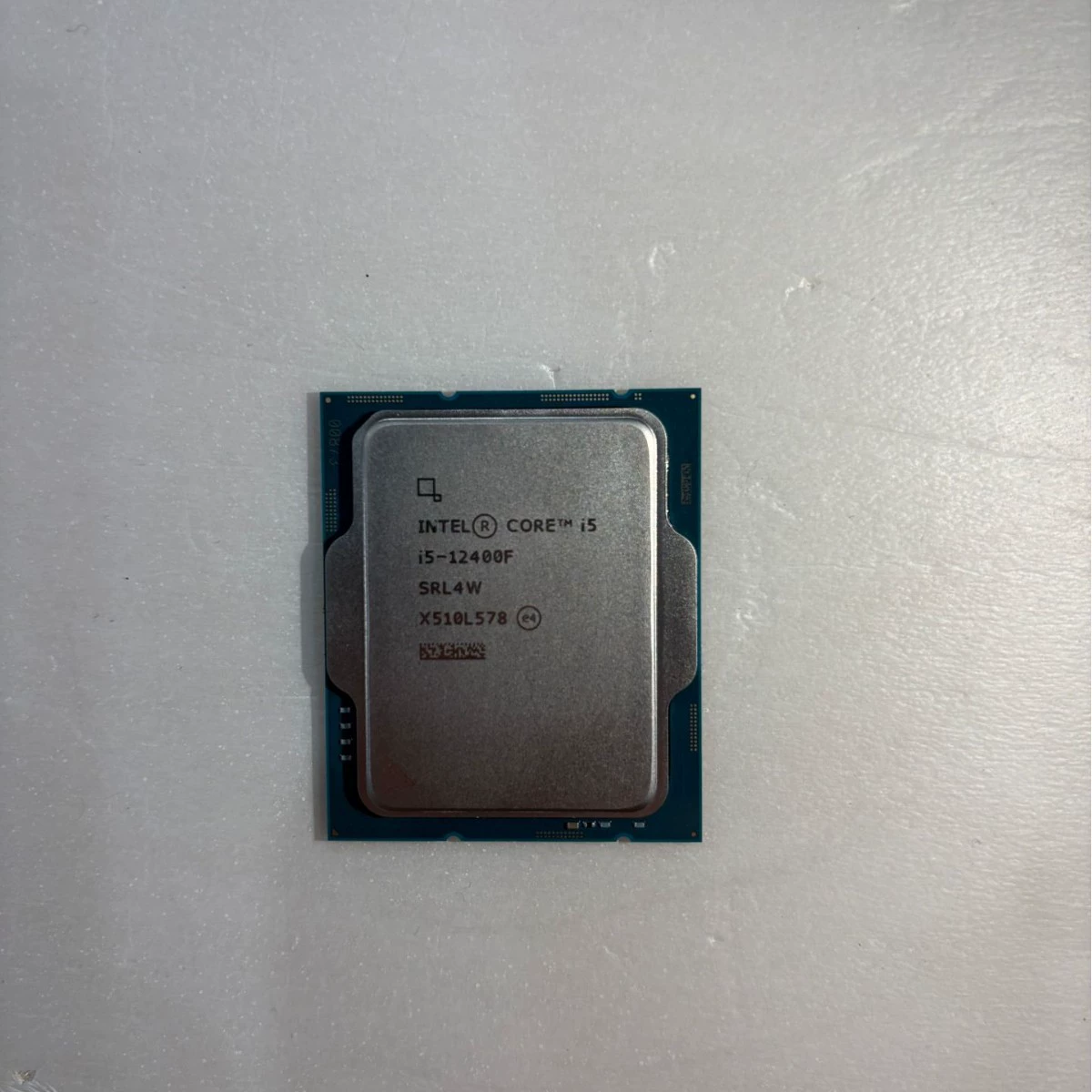 Intel Core i5 12400F Санкса 12‑е поколение шестиъядерный планшетный CPU, совместим с B660 Z690