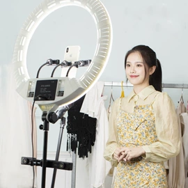 摄影摄像灯具;补光灯;摄影灯具