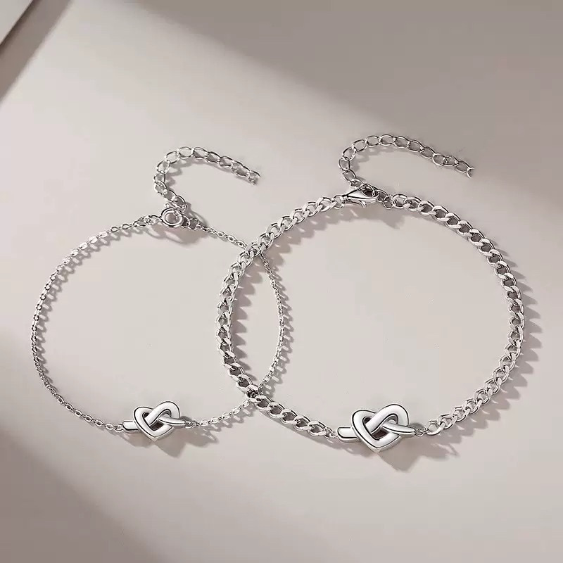 Trendy 2025 Ins Minimalist Interwoven Heart Couple Bracelets for Lovers