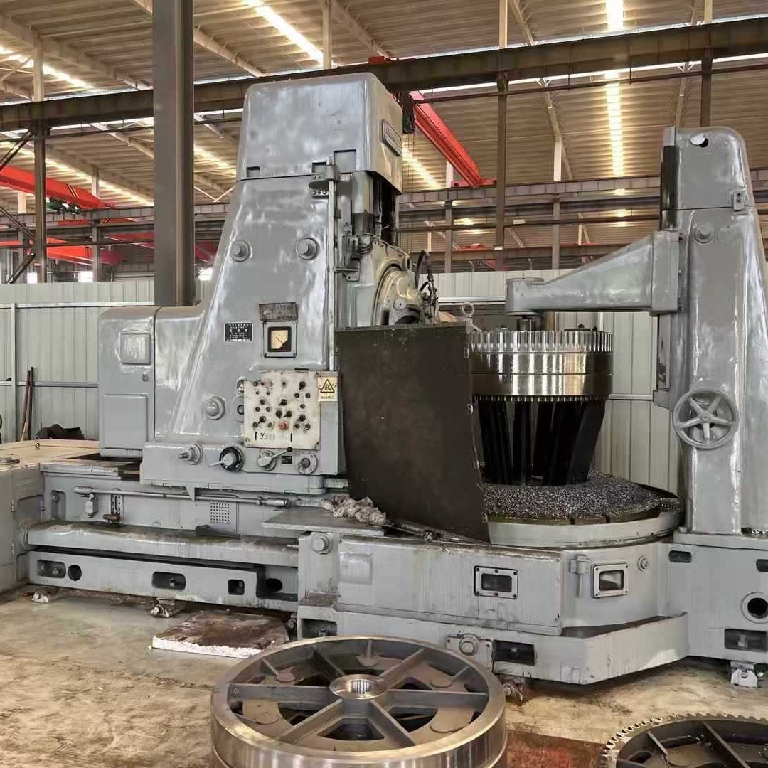 转让二手武汉重型Y320滚齿机床铸铁模数17工件直径:2000