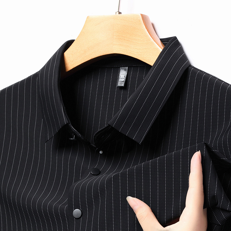 Camisa sin costuras para hombres Primavera y otoño Nueva solapa a rayas camisa de manga larga de negocios jóvenes y de mediana edad sin planchar ropa superior para hombres