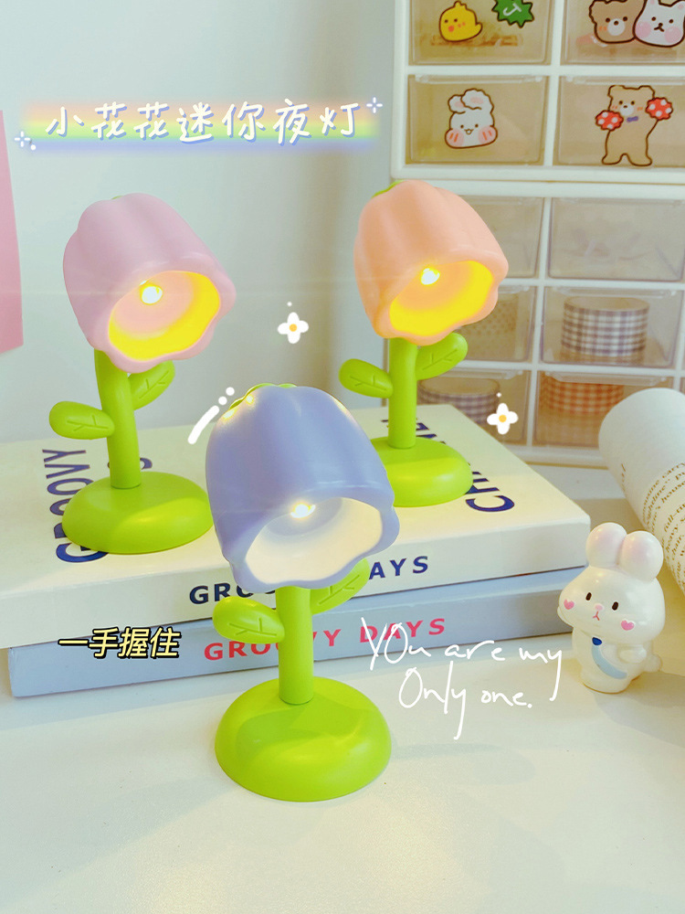 Batterie-Tischlampe Cartoon-Blumen DIY Creme-Gel Nachtlicht Mini-LED Stimmungslicht Kreatives Geschenk Dekofigur