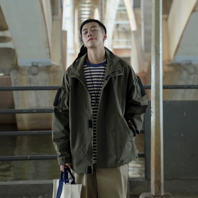 2022 Otoño e Invierno Velcro chaqueta con capucha chaqueta de los hombres de moda marca suelta ropa casual estudiante ropa de trabajo chaqueta
