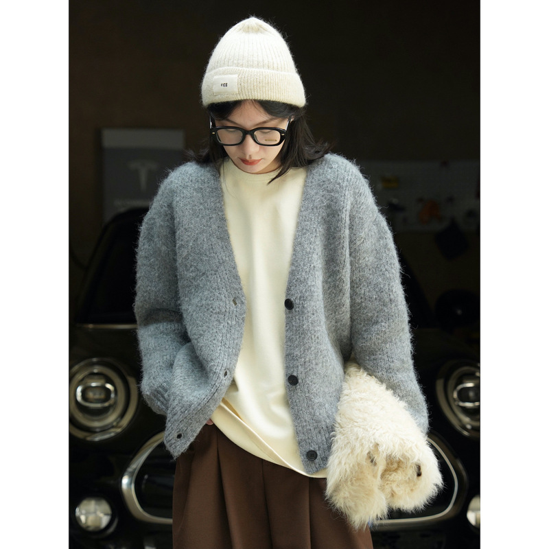 Autumn and Winter New Korean Style Casual V-neck Wool Knitted Cardigan Loose Slimming Fluffy Warm Long-sleeved Top Women's Thick