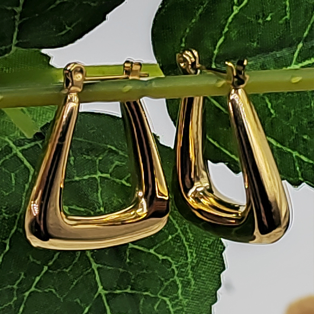 Daily Occasion Ins Style Simple Style Trapezoid Titanium Steel Plating Earrings