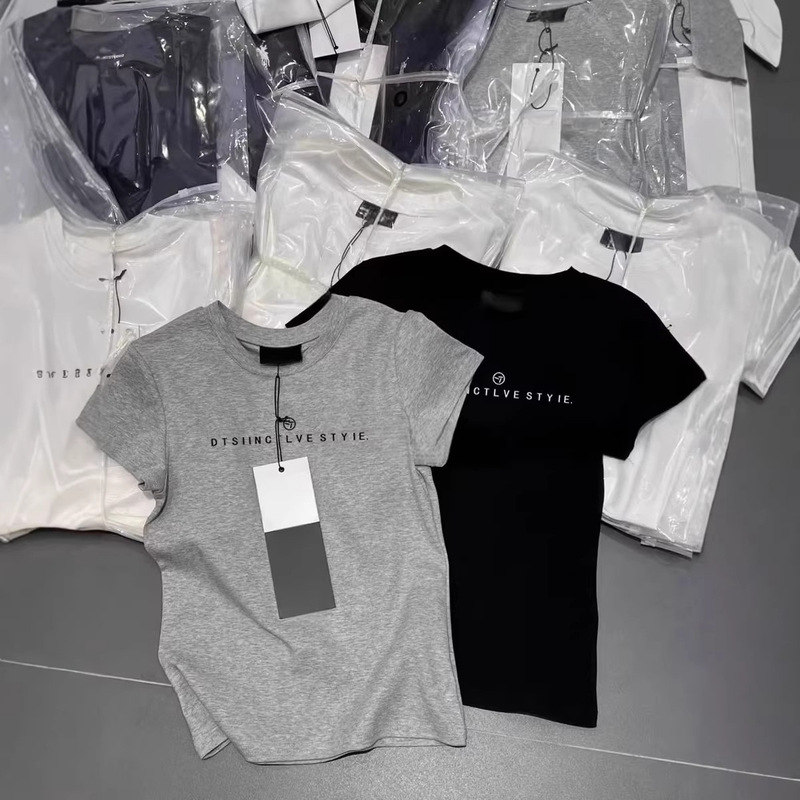2026 New European Style Gray T-Shirt for Women, Summer Short-Sleeve, High-End Feel, Unique and Beautiful Top 2026 New European Style Gray T-Shirt for Women, Summer Short-Sleeve, High-End Feel, Unique and Beautiful Top