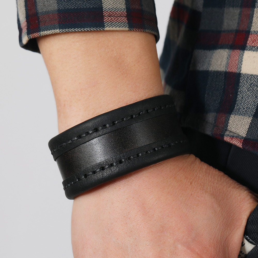 Fashion Geometric Pu Leather Iron Patchwork Unisex Bracelets 1 Piece