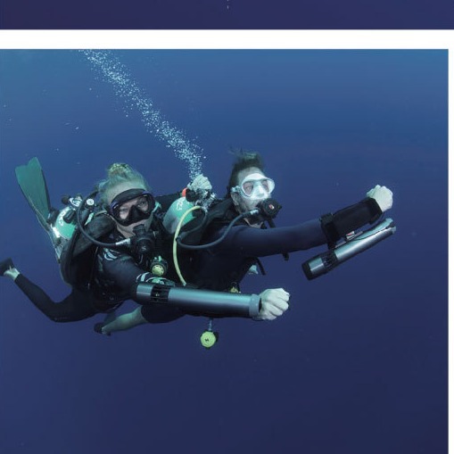 水下推进器  解放双手  挡位无极变速多个不同速度挡位 快速移动