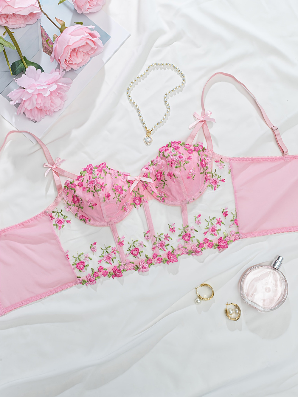 Women's Floral Embroidered Bra With Bow And Adjustable Straps_voghion.com