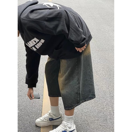 Summer American retro distressed denim shorts for men, clean fit, versatile, loose straight-leg wide-leg seven-quarter pants