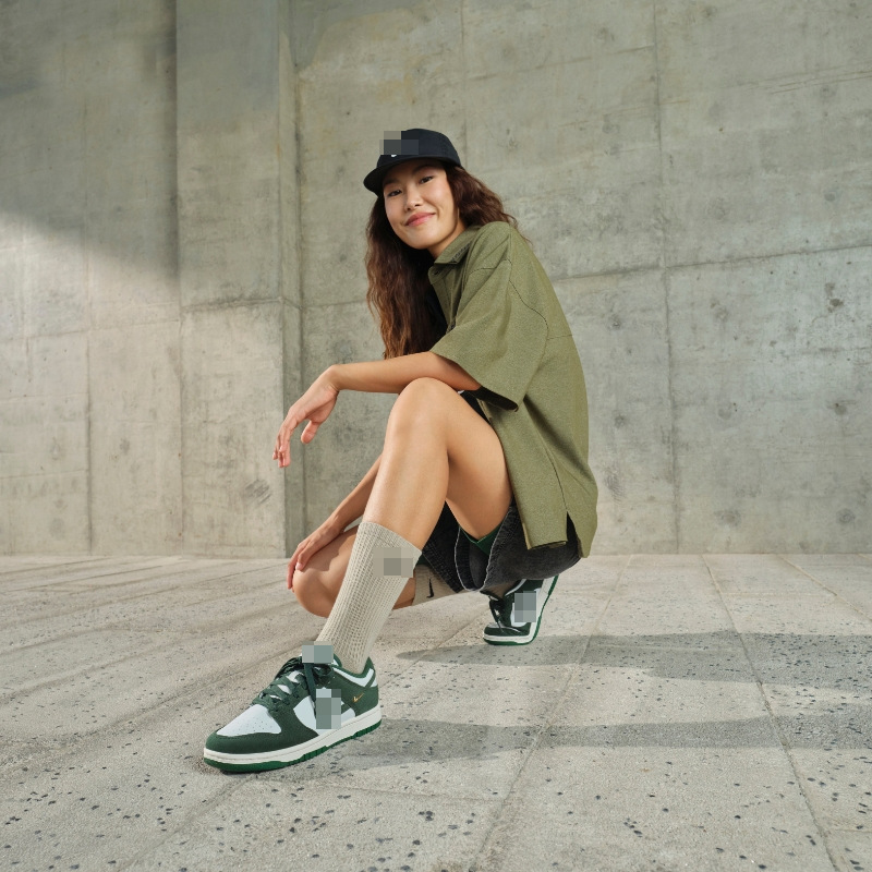 Putian Shoes Ib4417 Men's and Women's Sb Running Shoes Men's and Women's Fashionable Sb Sneakers Women's Easy Holiday Style Sports Sneakers