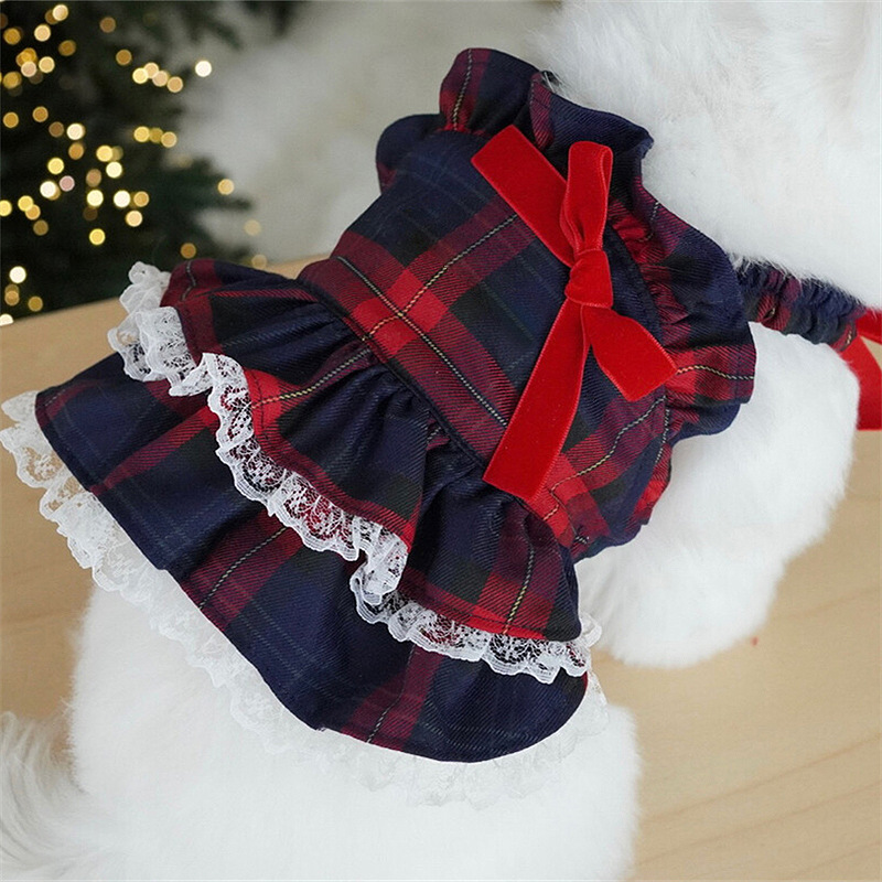 Nueva ropa de mascotas Navidad clásica vestido de cuadros cachorro ropa de vacaciones encaje ropa de perro japonesa y coreana