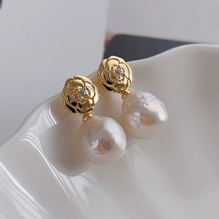 Simple Camellia Natural Wrinkled Water Drop Edison Baroque Pearl Earrings French Accessible Luxury Silver Needle Rose Fragrance