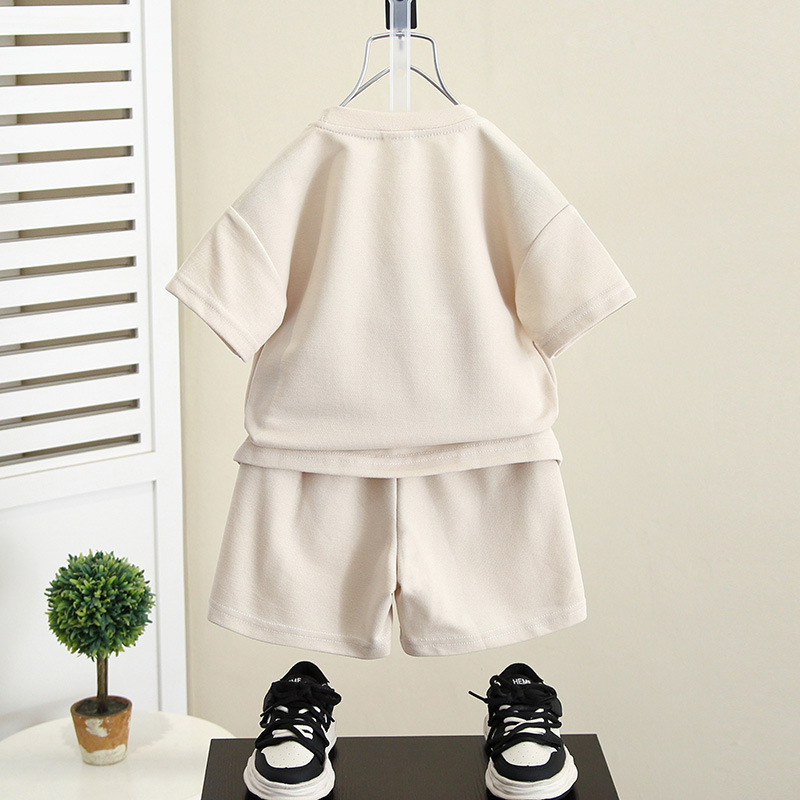 5399 Traje de verano para niños 2025 nuevo estilo bebé guay verano estilo fino de manga corta para niños estilo de verano de media manga de calle frita