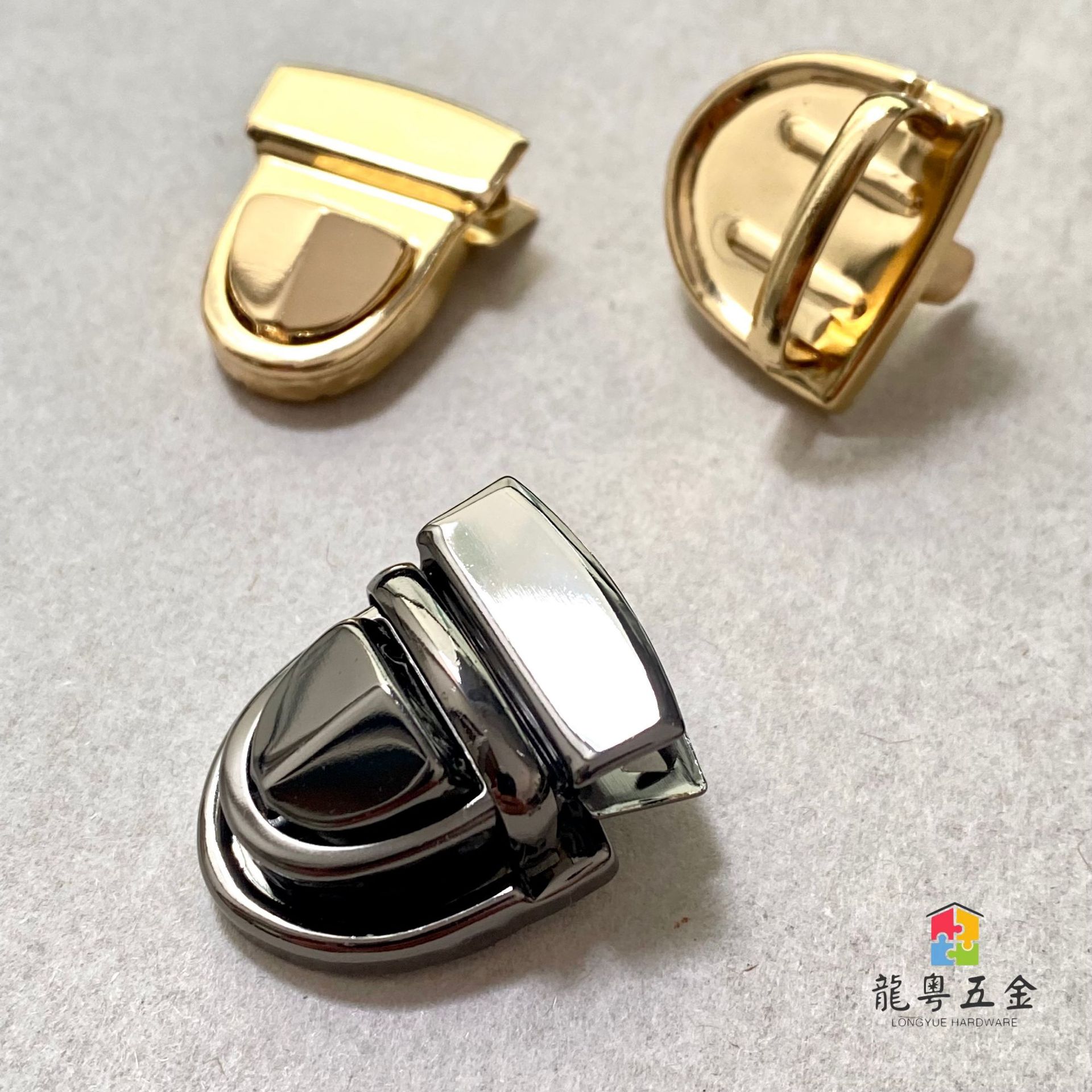 Spot wholesale luggage handbag Hardware accessories bag metal lock insert lock Iron lock duck bill lock press lock