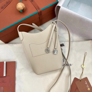 LP2024�¿��ļ��֙C���߼��Џ͹ņμ�б��С���p��ٴ�����С��Ů