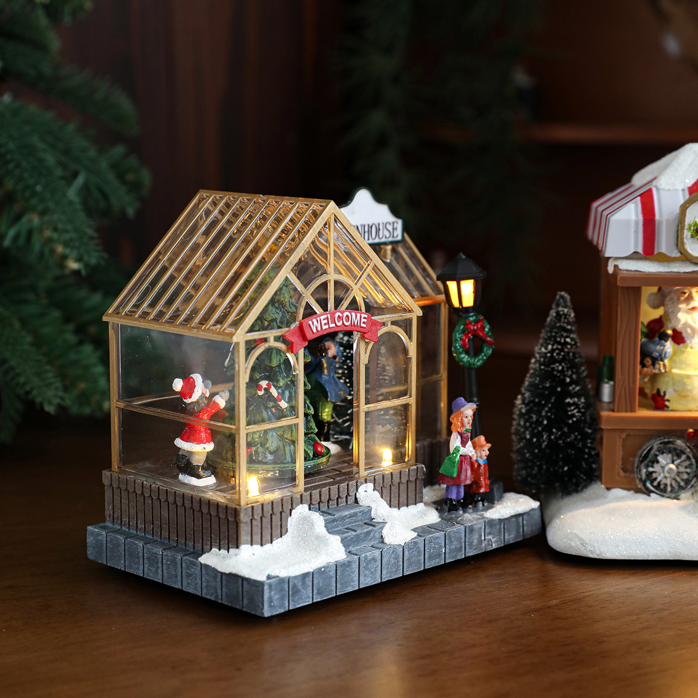 Nueva casa de resina de Navidad color brillante casa de sol tienda de ventanas de escritorio de Navidad decoración creativa