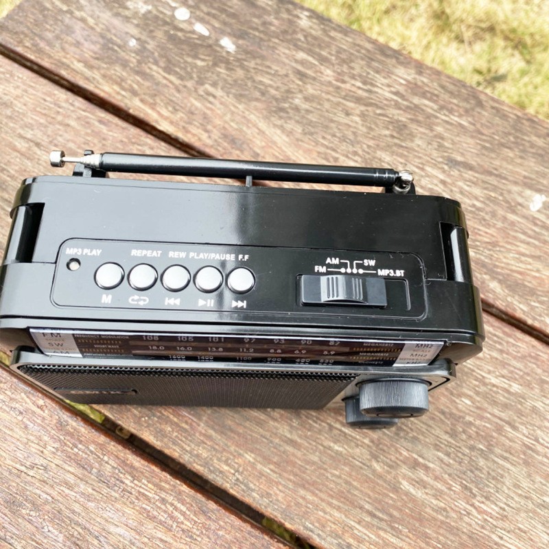 MK-511BT de comercio exterior transfronterizo Radio Bluetooth Tarjeta multifuncional de sintonización multibanda de alta calidad Disco U portátil