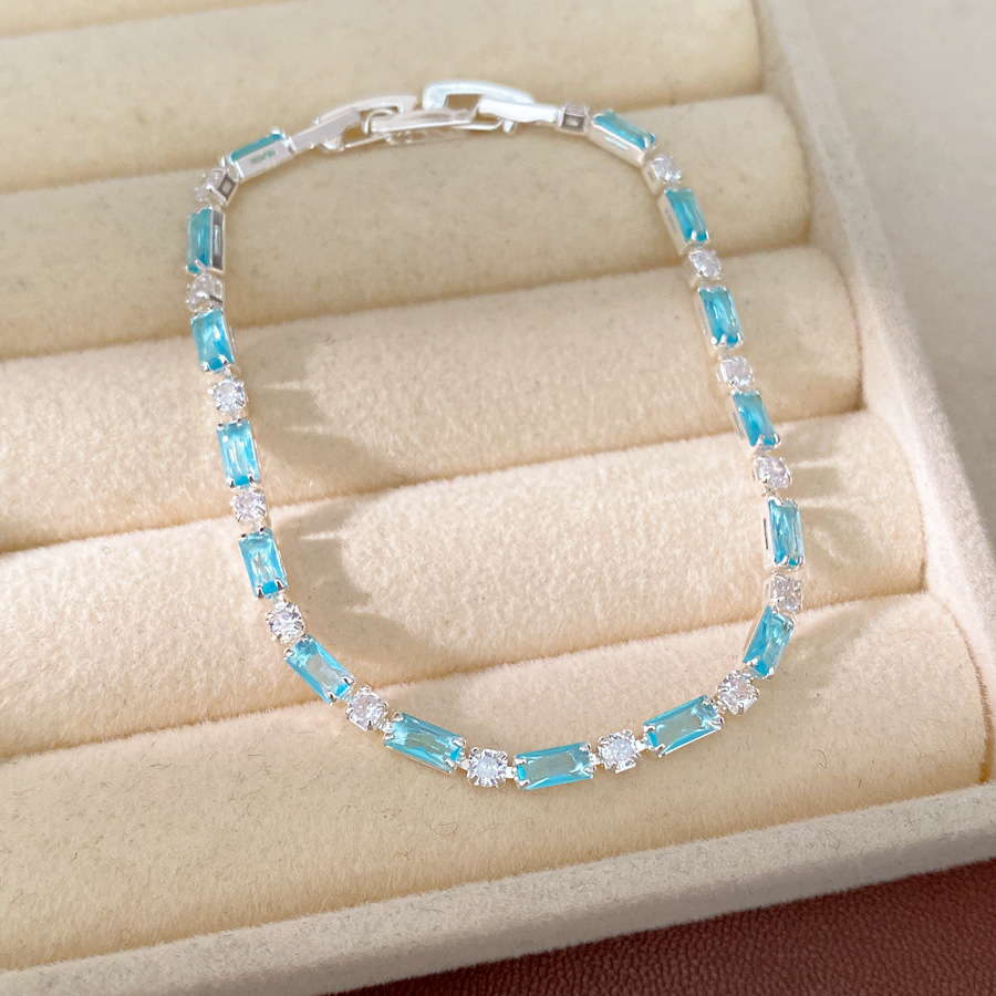Pulsera de hebilla rectangular de piedra de silicio ligera de lujo nicho de alta sensación pulsera simple temperamento elegante alta sensación joyería