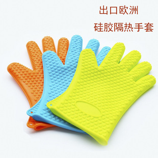 Wholesale in Stock Thickened Non-Slip Silicone Microwave Oven Heat Insulation Gloves Five-Finger Baking Tools Silicone Gloves Red